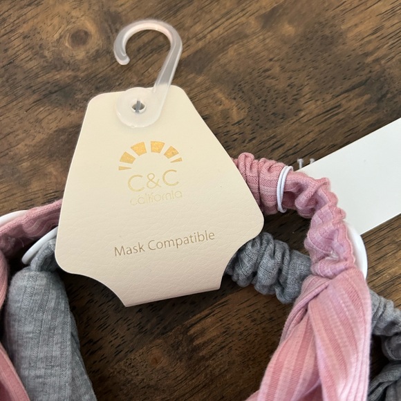 Two pack headbands. Brand new, never worn. One grey, one pink. - Picture 2 of 3